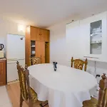 Apartment Beautiful In With Wifi