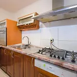 Awesome In With Wifi Апартаменты *